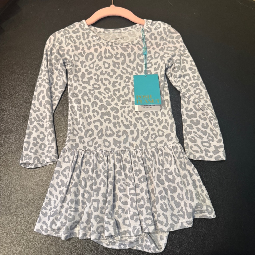 Posh Peanut White and Gray animal print twirl
